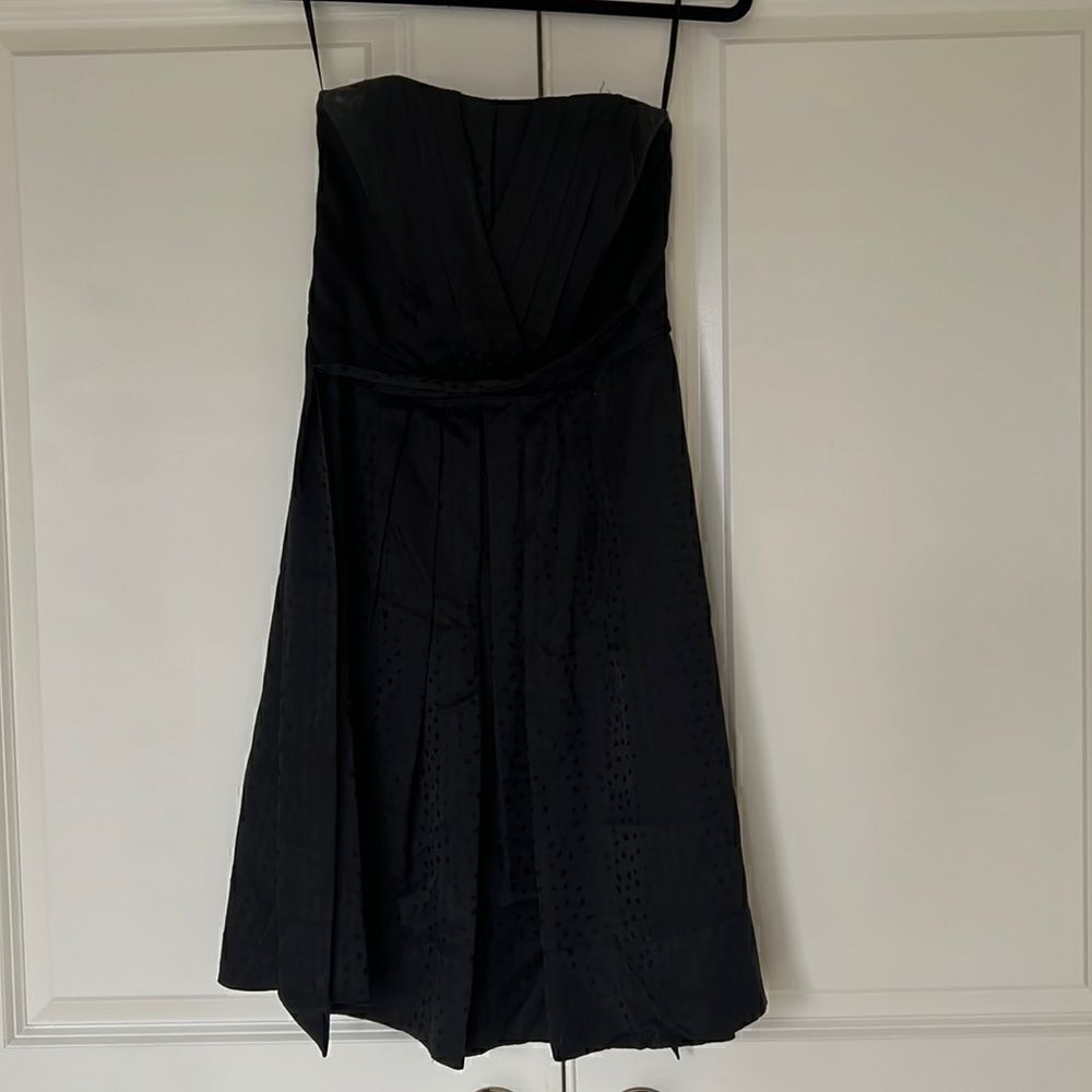 WHITE HOUSE BLACK MARKET Silk Dress 🖤